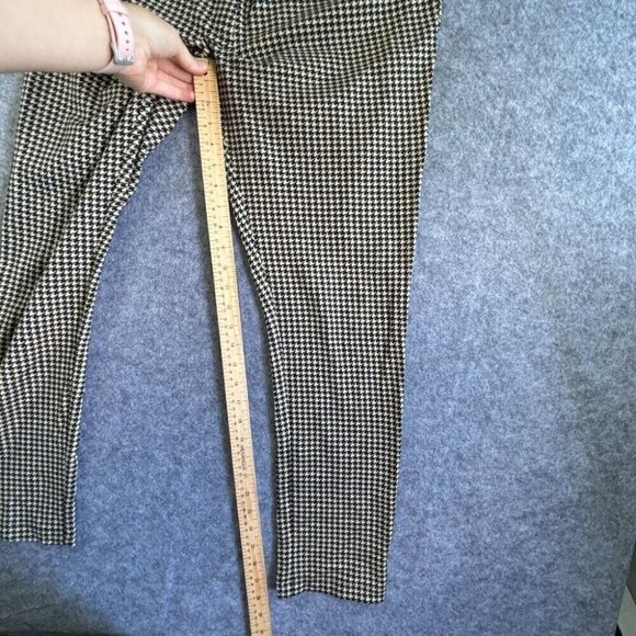 J McLaughlin Women's Pull on Pants 14 Pattern Tan Black Skinny Legging Rayon 390 - Picture 6 of 14